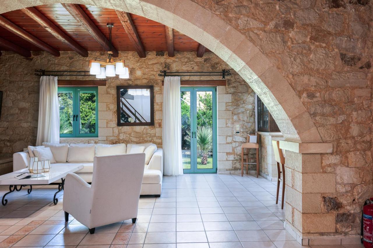 Asprouliánoi Villa Pinelopi מראה חיצוני תמונה